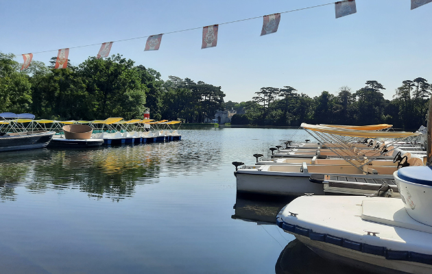 Ausflugsziel Schlosspark Laxenburg See Bootfahren Franzensburg