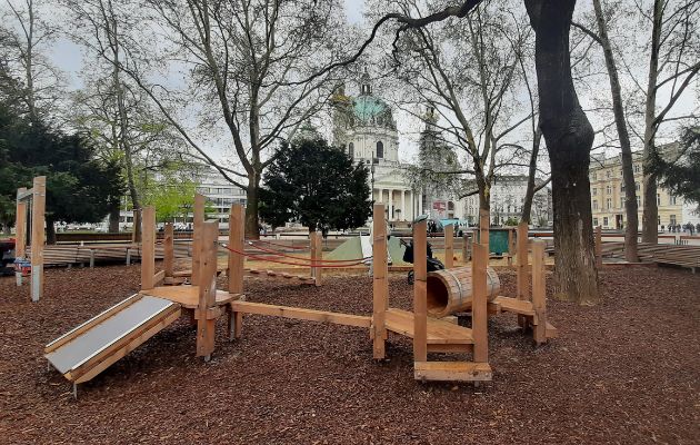 Rund um den Karlsplatz Kleinkinder Spielplatz Resselpark