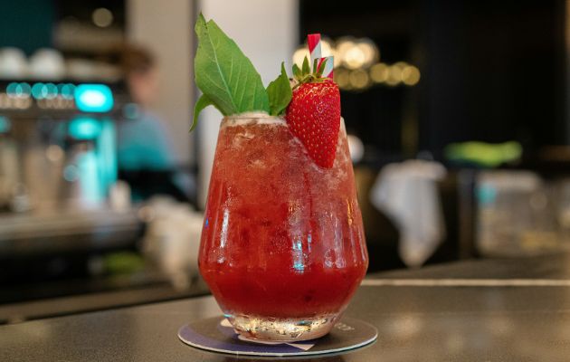 Rezept Mocktail mit Erdbeeren Basilikum
