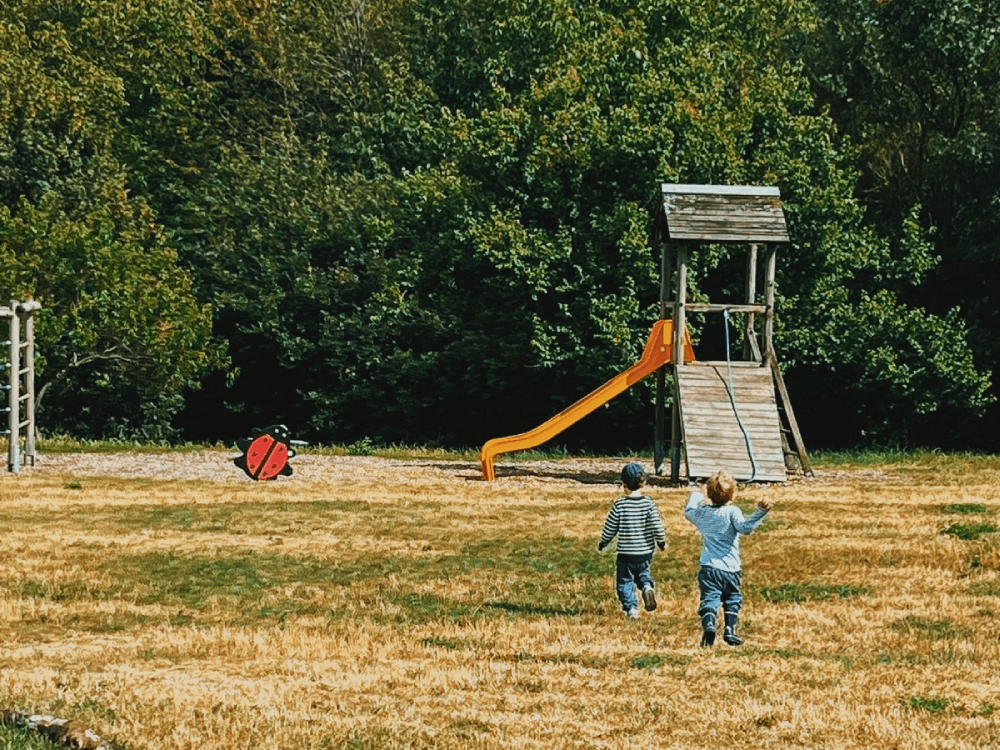 spielplatz steinhofgründe sothany kim